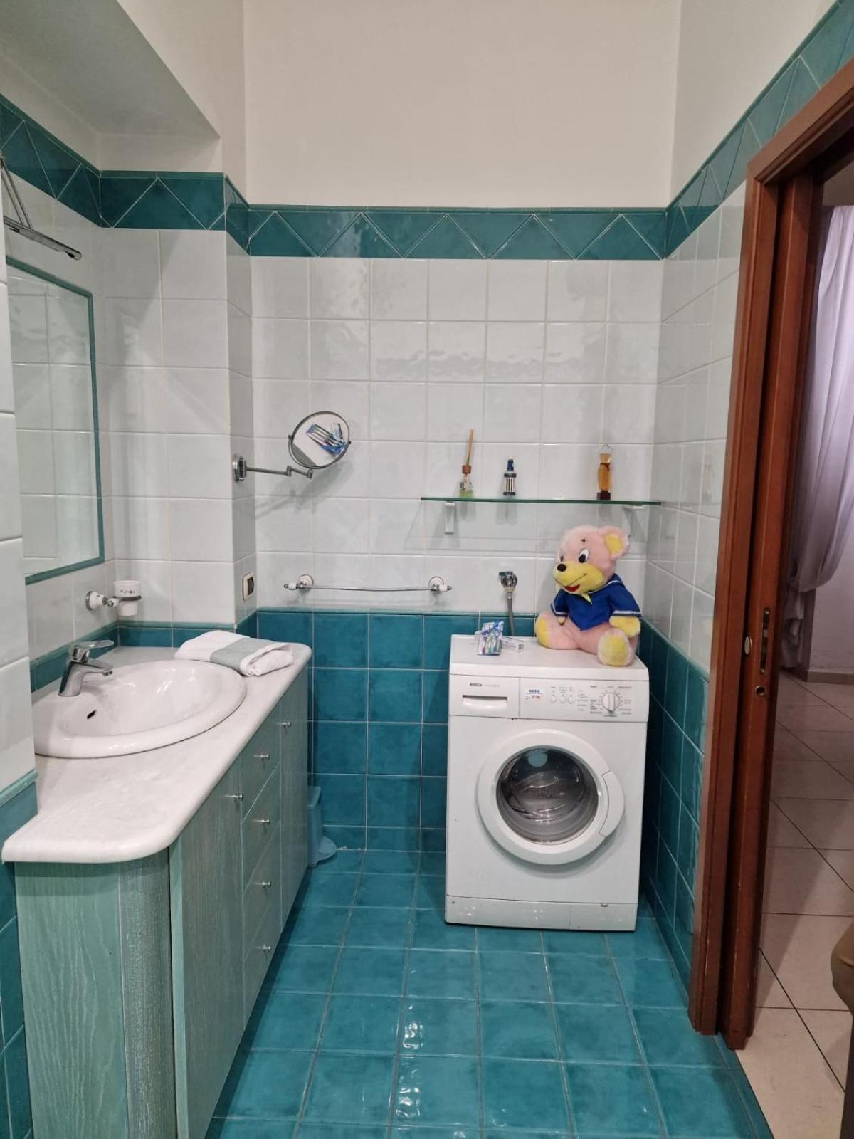 Vomero Inn Napoli Esterno foto