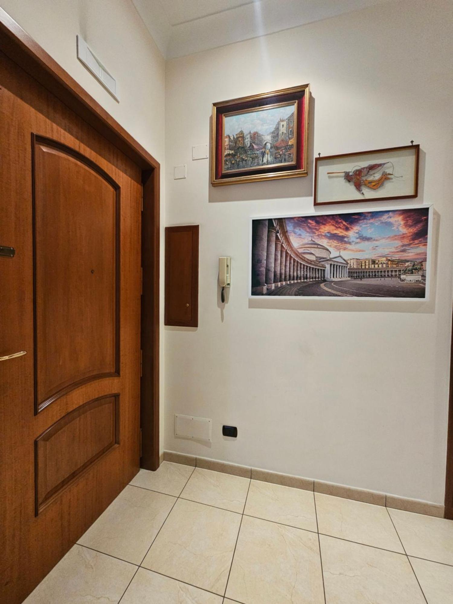 Vomero Inn Napoli Esterno foto